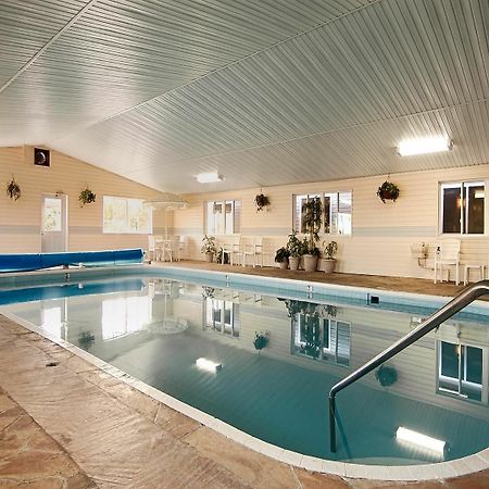 Best Western Of Алпина Екстериор снимка